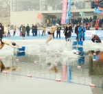 300名冬泳运动员竞游丁香湖 - 沈阳市人民政府