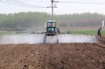 图片说明：雷沃阿波斯拖拉机在“田间日”体验活动中亮相。 - 农业机械化信息网