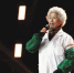 大连78岁理发奶奶放歌《出彩中国人》（图） - 辽宁频道