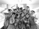 看手语“听”节奏练舞姿二十几个听障孩子获全国大奖 - Syd.Com.Cn