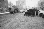 大连：风雪中 城市里上演一幕幕暖心事（图） - 辽宁频道