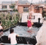为给8岁女儿消暑 暖爸把货车改成“游泳池” - 辽宁频道
