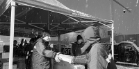 沈阳：雨雪夜 最后一件包裹 - 辽宁频道