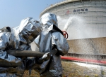 辽宁消防举行石油化工跨区域灭火救援实战演练 - 中国在线