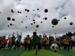 东大研支团与达仁村孩子上演一场“云上”足球赛 - 中国在线