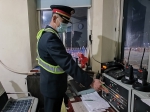 道口员春节坚守岗位守护铁路安全 - 中国在线