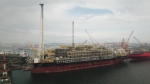 “巨型海上石油加工厂”在大连完工交付 - 中国在线