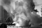公交车自燃 司机疏导20余名乘客 - Syd.Com.Cn