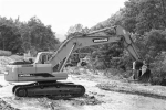 岫岩灾区抢修道路 恢复供电供水 - Syd.Com.Cn